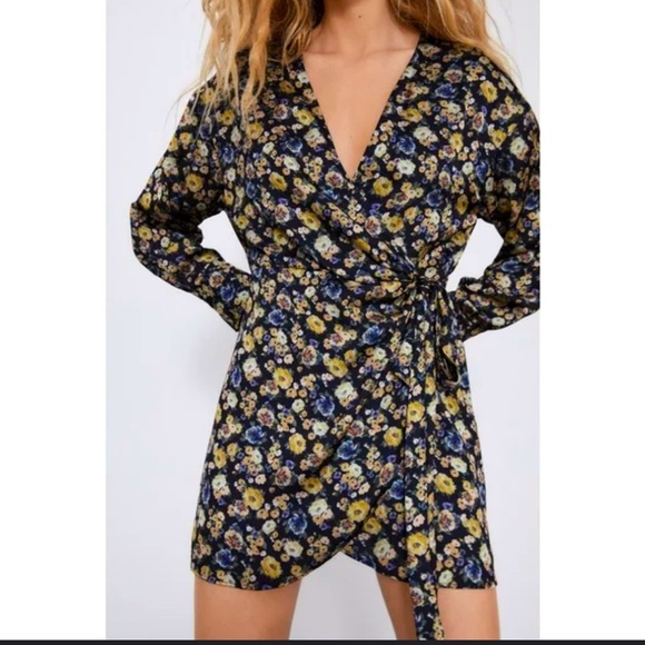 NWT Zara Wrap-style, Floral Print Romper Dress, size XL| - Picture 1 of 10